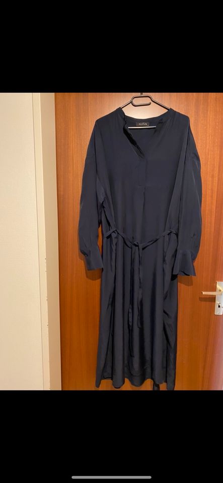 Kleid,Neu Gr.:L in Köln