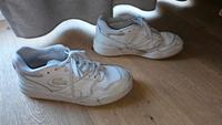 Weiße Lacoste Schuhe Nordrhein-Westfalen - Herzebrock-Clarholz Vorschau