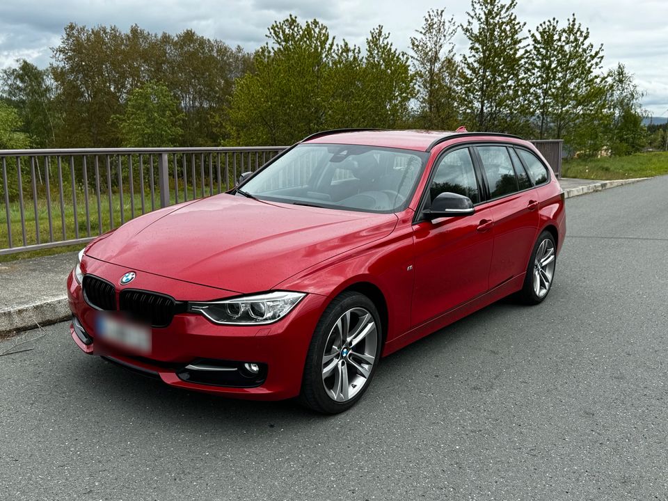 BMW 320d X-Drive Touring, Sport-Line in Bad Brambach