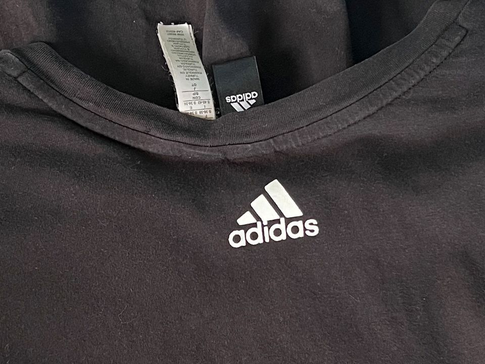 Adidas, T-Shirt, Langarm, Shirt, Sport Shirt 36 in Leipzig