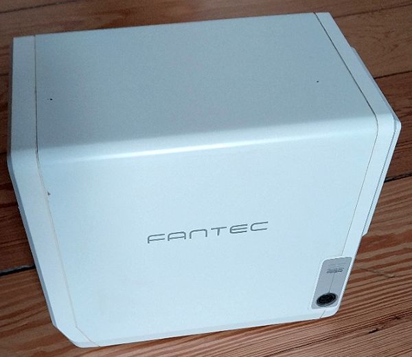 FANTEC 4BAY BOX mit 4 x 2 TB Festplatten in Berlin