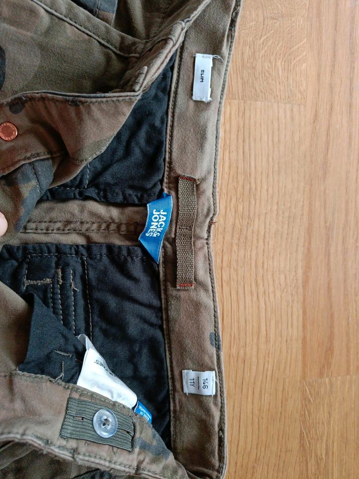 Jack and Jones Cargo Hose Gr 146 NEU in Suhlendorf