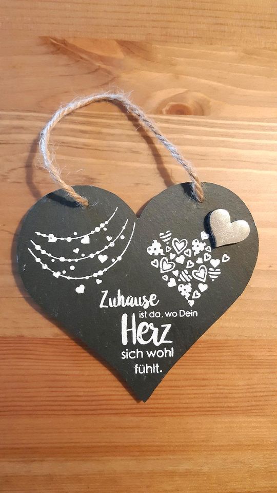 2 Silhouettenbilder aus Naturschiefer mit Spruch in Mittelbach