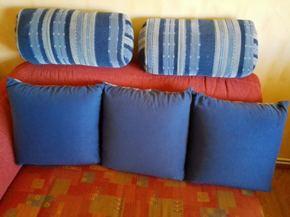 5 Sofa Kissen in Eystrup