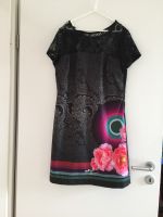 Desigual Kleid mit Spitze Blumen Größe 36/38 Hannover - Mitte Vorschau