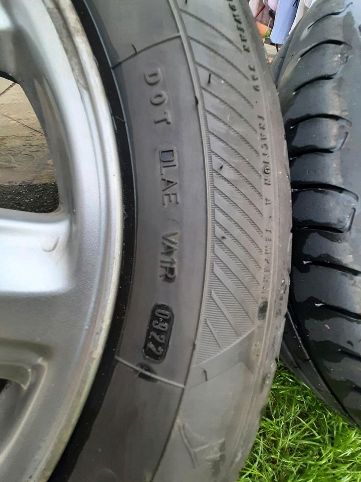 Sommerreifen für Subaru Goodyear 195/65 R15 in Bergisch Gladbach