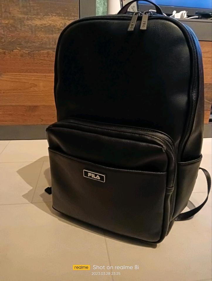 FILA Rucksack Schwarz in Baden Wurttemberg Mannheim kleinanzeigen