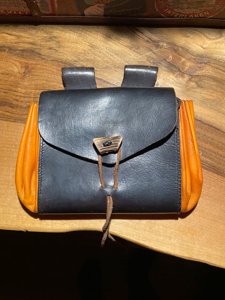 Leder Gürteltasche Mittelalter Larp in Hatten