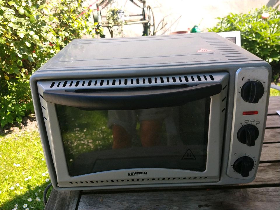 Severin Toasthofen, Minibackofen, Pizzaofen mit Pizzastein in Elsdorf