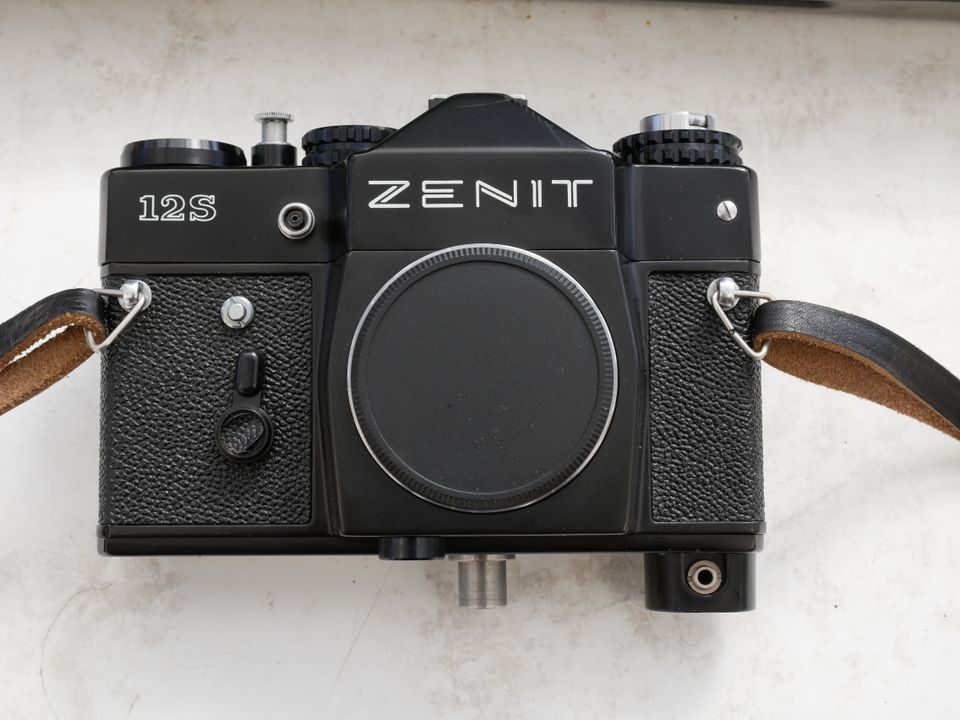 Fotosniper Set mit Kamera Zenit,Helios und Tair3s in Berlin