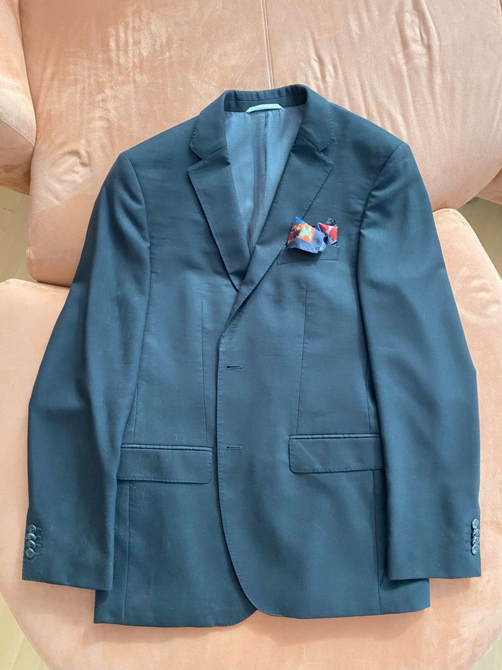 Hugo Boss Jacket, 100% Schurwolle, schwarz, Gr. 50 in Remshalden