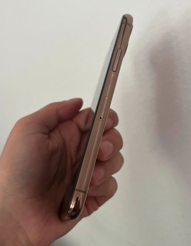 iPhone 11 Pro 64 GB Gold Rosé AKKU NEU in Köln