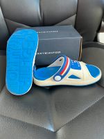 Tommy Hilfiger Kinderschuhe Sandalen Badelatschen Nordrhein-Westfalen - Lemgo Vorschau