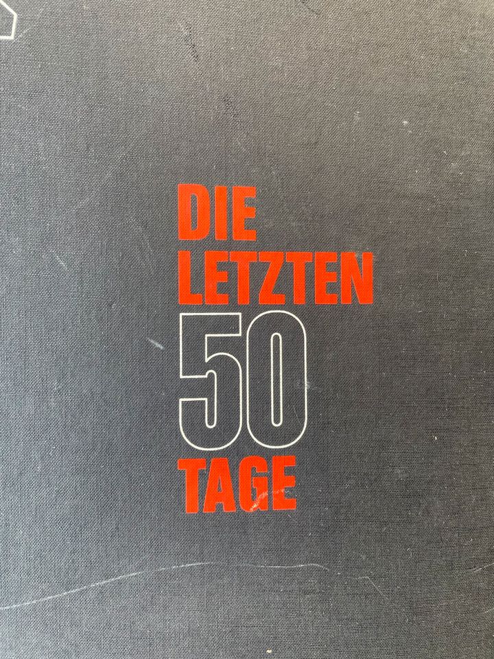 Dokumentation „Die letzten 50 Tage“ BILD-Schlagzeilen in Ammersbek