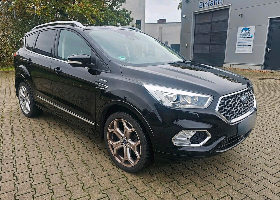 Ford Kuga Vignale 4x4 2.0 TDCi in Wittmund