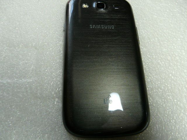 Samsung Galaxy S3 LTE GT-I9305 16GB in Trebsen