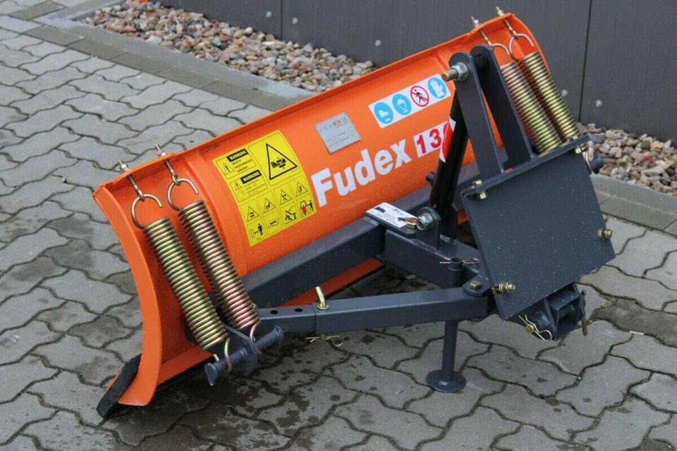 Fudex Schneeschild hydraulisch FM130 für Traktor Schlepper Kleint in Bad Bodenteich