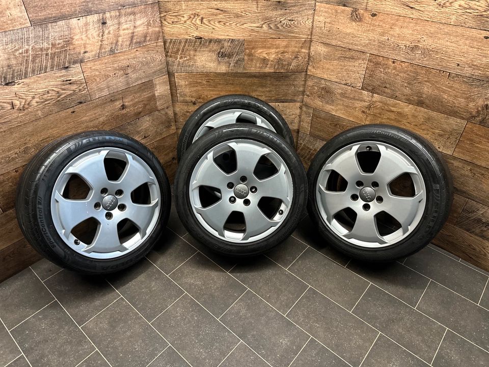 Sommerräder Alufelgen Felgen Audi A3 8P 17 Zoll 225 45 R17 5x112 in Halle