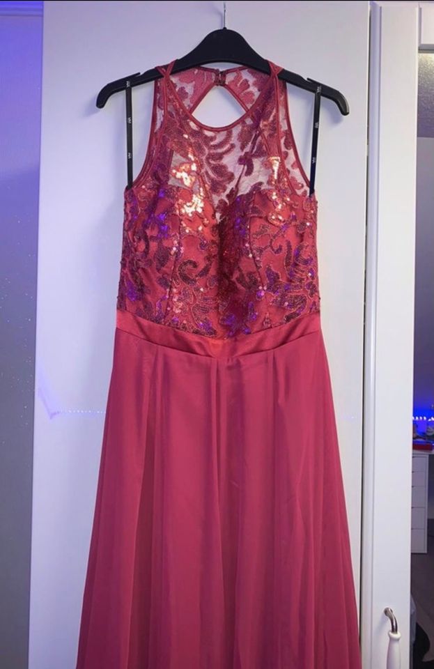 Abendkleid Kleid Ball Hochzeit Bordeaux rot Gr. 32 in Salzhemmendorf