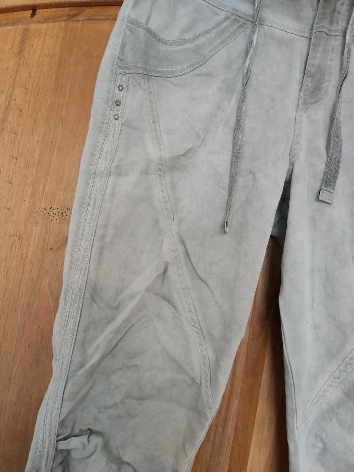 Tredy joggingpant   7/8 Hose gr. 38 hell grau bequem in Niederzier