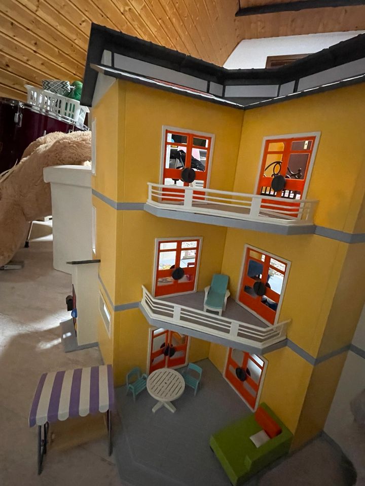 Playmobil Modernes City Wohnhaus -  nur Abholung in Essel (Aller)