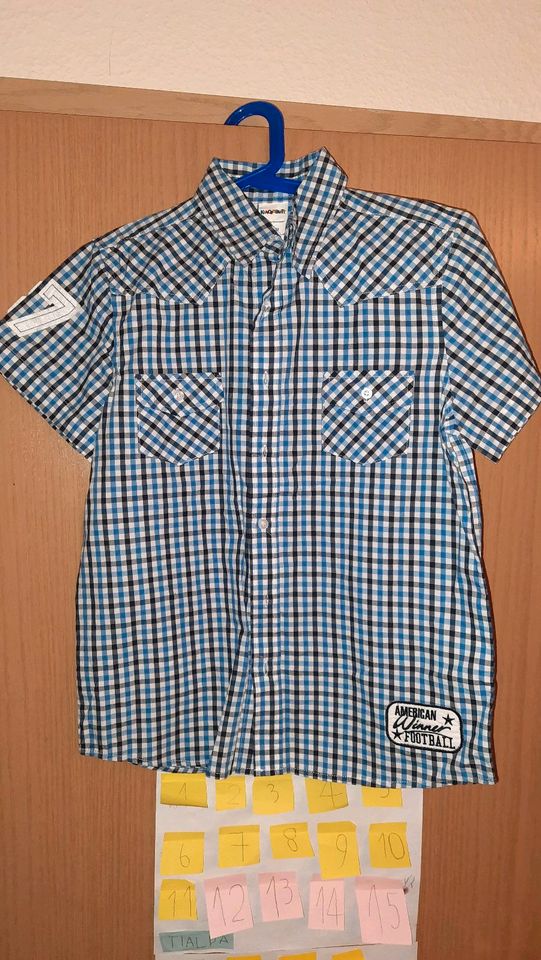 2 schicke Hemden kurzarm Gr 146/152 neuwertig ab 5€ in Ottendorf-Okrilla