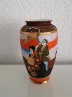 Antike japanische Satsuma Moriage Porzellan Vase Nordrhein-Westfalen - Gummersbach Vorschau