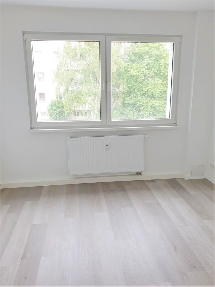 NEU renoviert: 3-Raum-Wohnung mit Balkon in ruhiger Lage in Gera