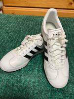 Neuwertig Adidas Gazelle W Gr. 38 2/3 schwarz weiß Sneaker Bayern - Hilpoltstein Vorschau