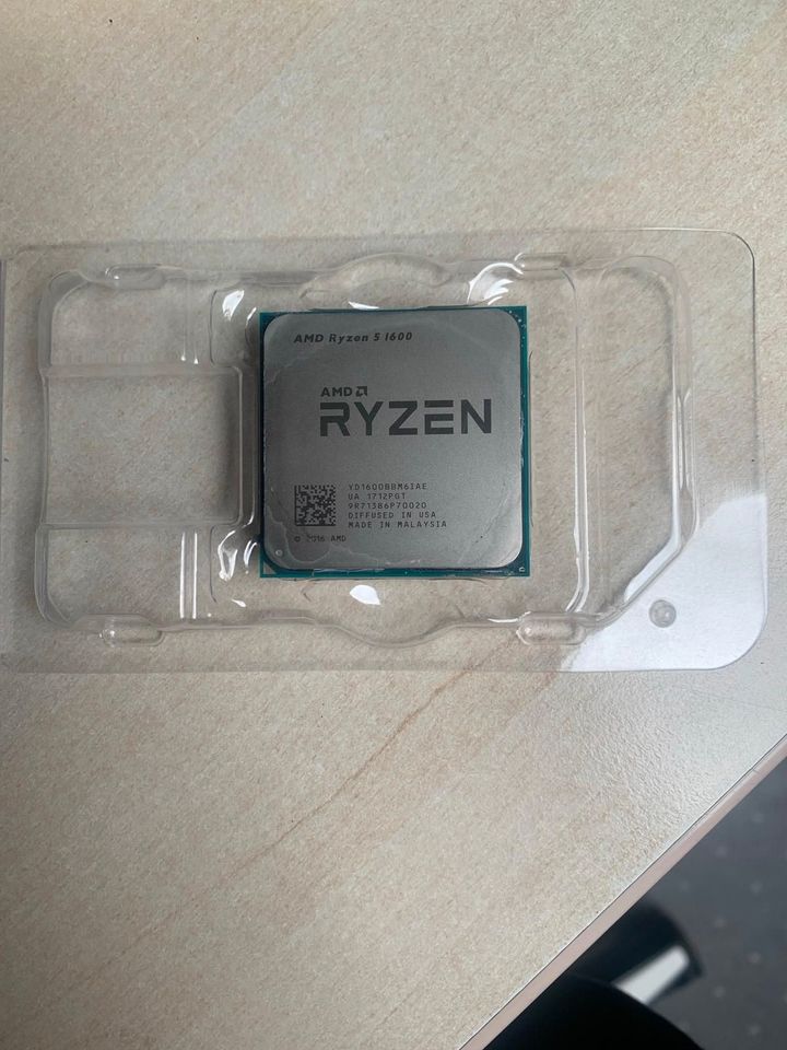 AMD RYZEN 5 1600 in Krefeld