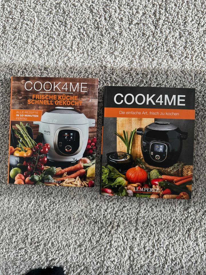 2x Cook4me Kochbücher in Dorsten