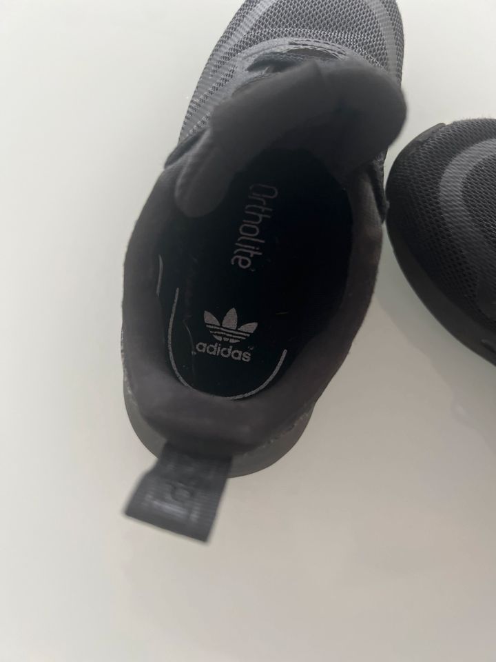 Adidas ortholite Schuhe sneaker schwarz 26,5 in Flörsheim am Main