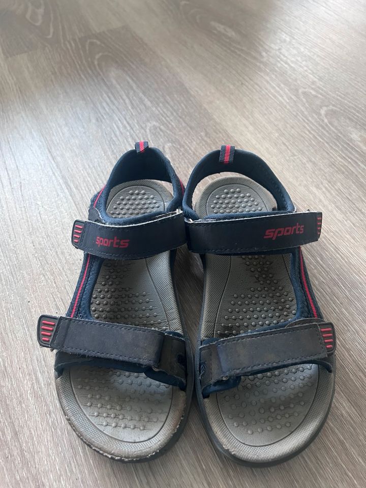 Jungen Sandalen Gr 33 TOP in Schenefeld