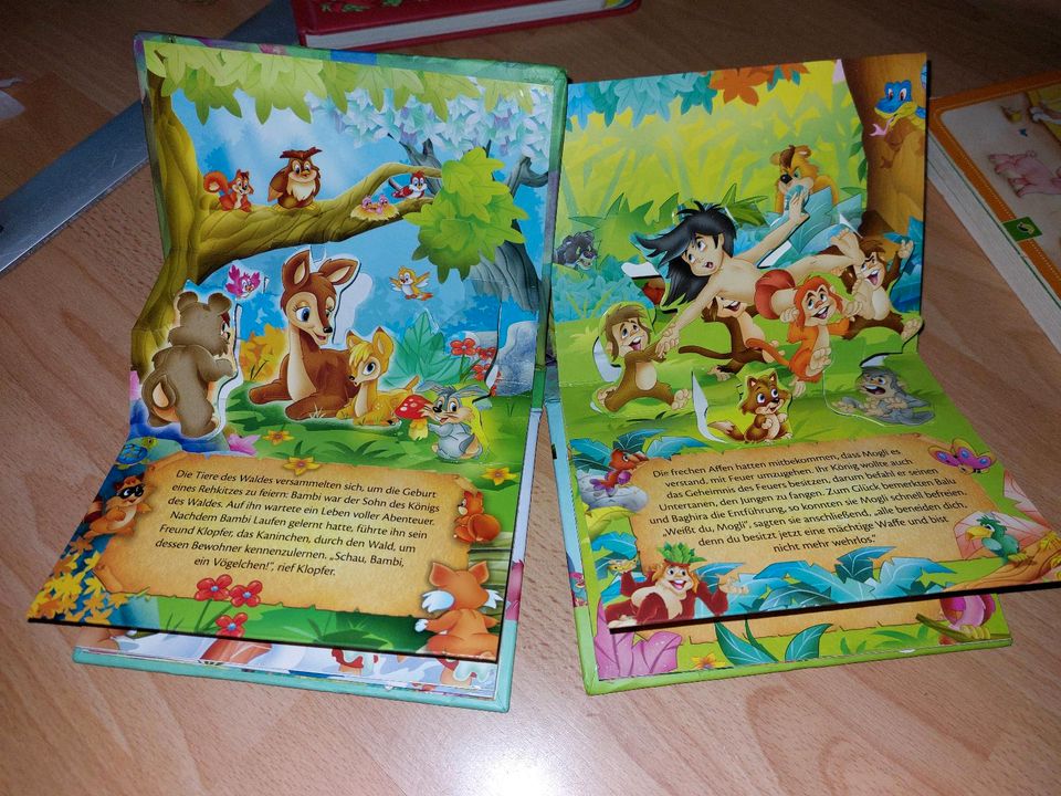 Pop up Bücher Bambi und Dschungelbuch von trötsch in Berlin