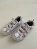 Kinder Schuhe / Sport Schuhe Wandsbek - Steilshoop Vorschau