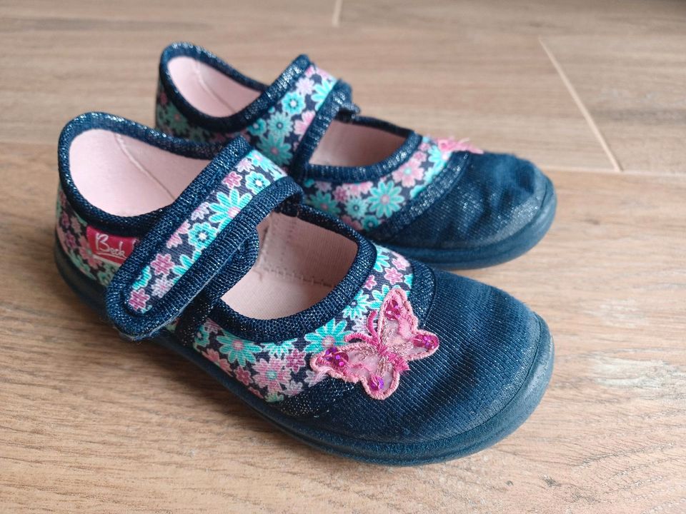 Hausschuhe, Gr. 27, Mädchen, Schmetterling, blau, türkis, rosa in Hessen -  Echzell | Gebrauchte Kinderschuhe Größe 27 kaufen | eBay Kleinanzeigen ist  jetzt Kleinanzeigen