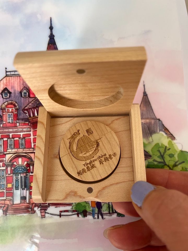 USB 8GB aus Holz in Düsseldorf