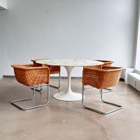 1x Knoll International | Knoll Tulip Esstisch | Eero Saarinen | 137cm ø | Marmor Arabescato (weiß mit grauen Einfärbungen) | Designklassiker Düsseldorf - Pempelfort Vorschau