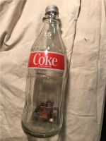 1,5 lit. Glasflasche Coca Cola als Spardose mit 60 Münzen zu verk Düsseldorf - Pempelfort Vorschau