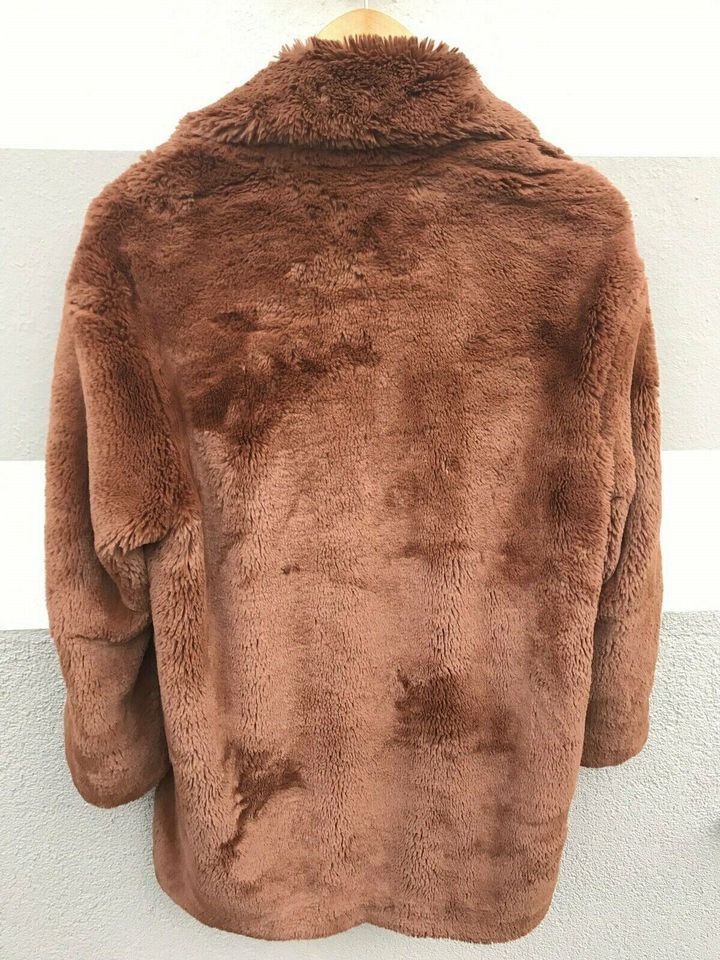 RIANI Teddy Plüsch Mantel Webpelz Jacke Gr. 38 braun NEUw.! in Münnerstadt