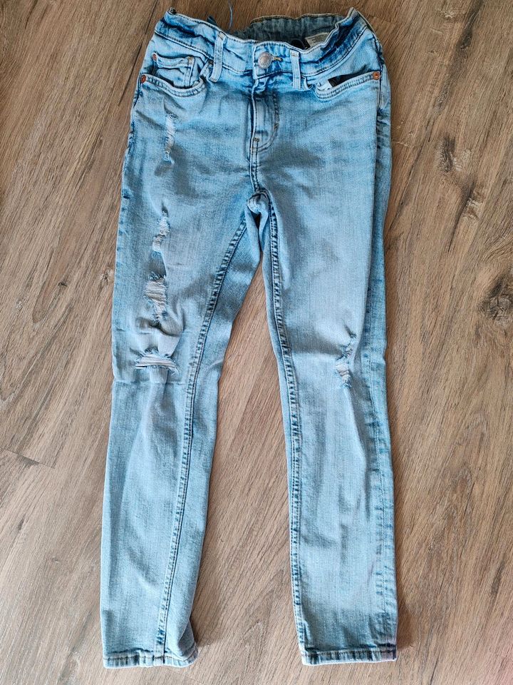 Kinder Jeans, Gr. 140 in Salem