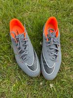 Fußballschuhe Nike Gr. 44,5   *sehr guter Zustand* Nordrhein-Westfalen - Remscheid Vorschau