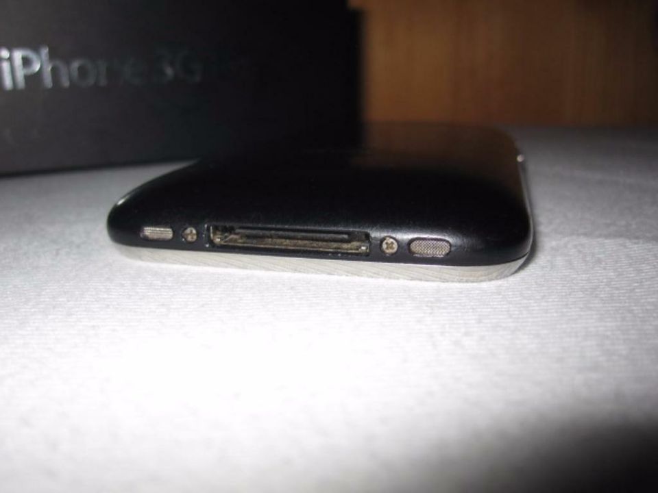Apple iPhone 3GS 3 GS 8GB schwarz in Thuine