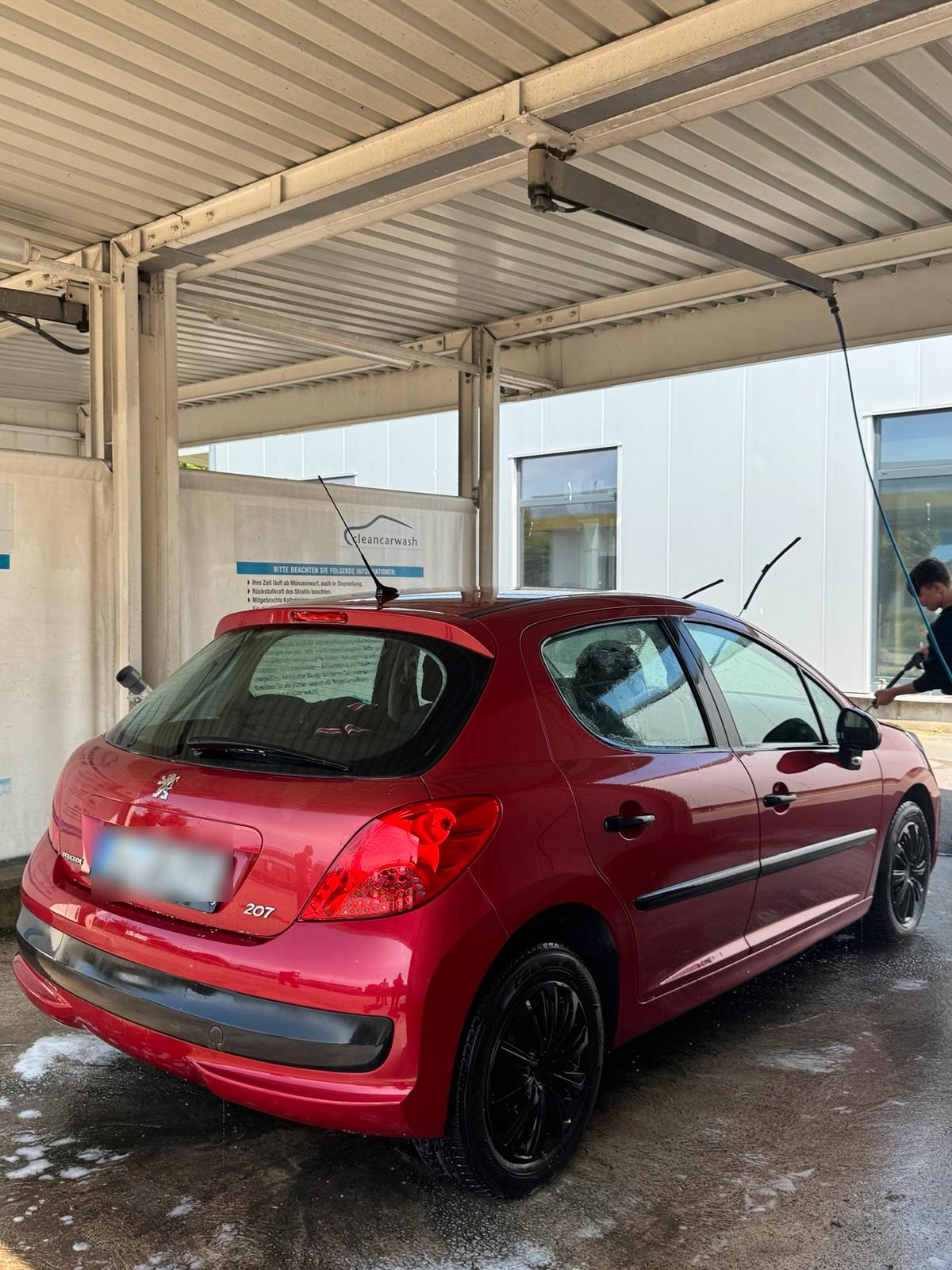 Abbildung des Autos Peugeot 207