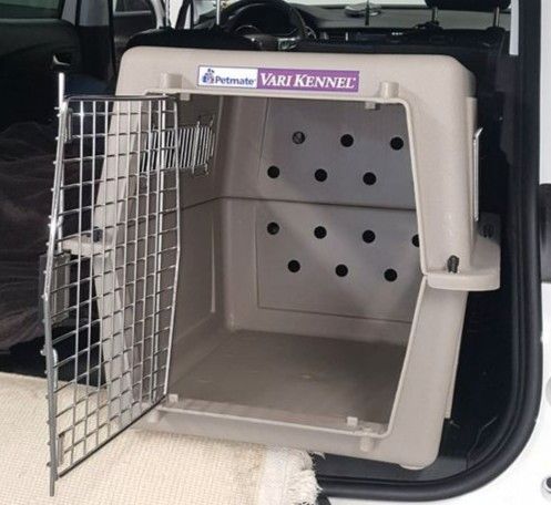 Hundetransportbox, Vari Kennel Medium 69x51x48 cm, IATA-Zulassung in Essen