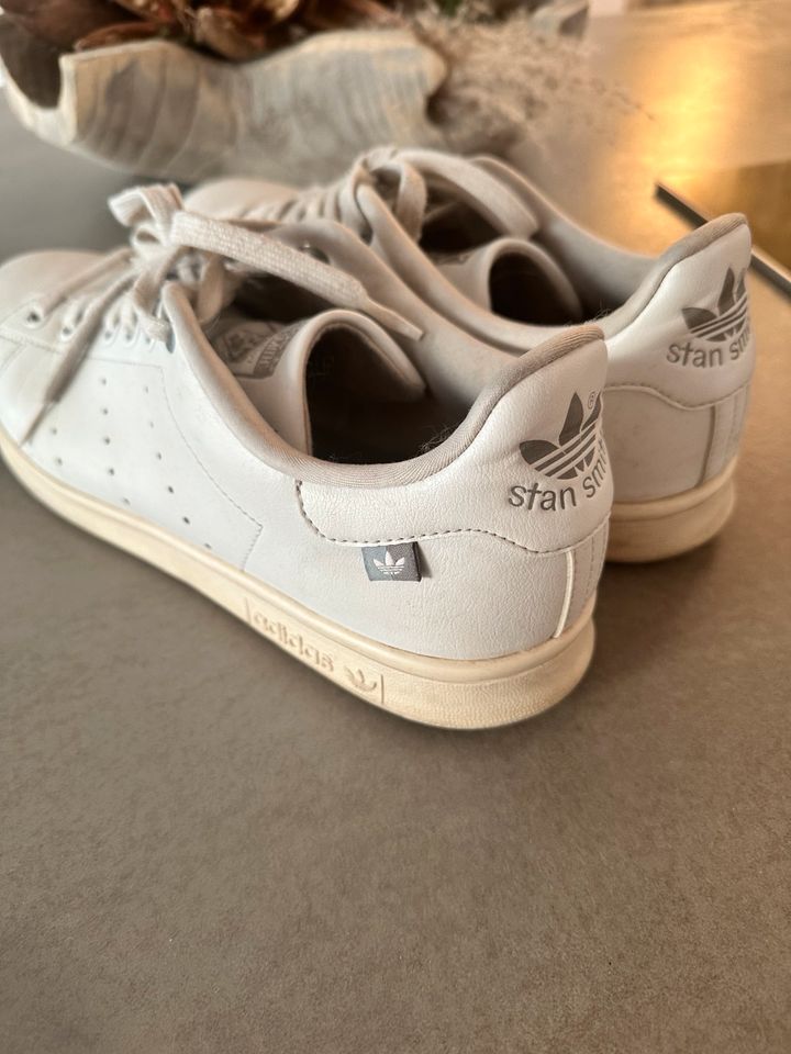 Adidas Stan Smith Sneaker, Turnschuhe in Kaarst