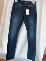 BALDESSARINI Jeans John Slim 30/34 Max Flexibility Bayern - Kirchseeon Vorschau