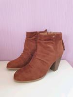 Young Spirit Gr. 39 Boots Western Stiefeletten Schuhe Hessen - Bensheim Vorschau