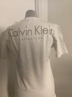 Neuwertiges Calvin Klein T Shirt Baden-Württemberg - Lorch Vorschau
