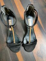 Tamaris Pumps schwarz/gold Gr. 39 Bayern - Schwabmünchen Vorschau